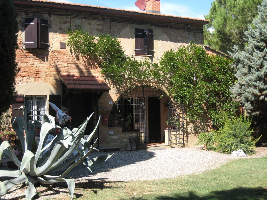 Ferienwohnung Casa Terra Rossa Fauglia Zimmer foto